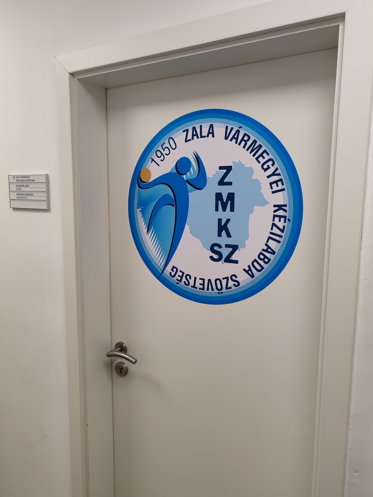 Öntapadó fólia – referencia munka 2